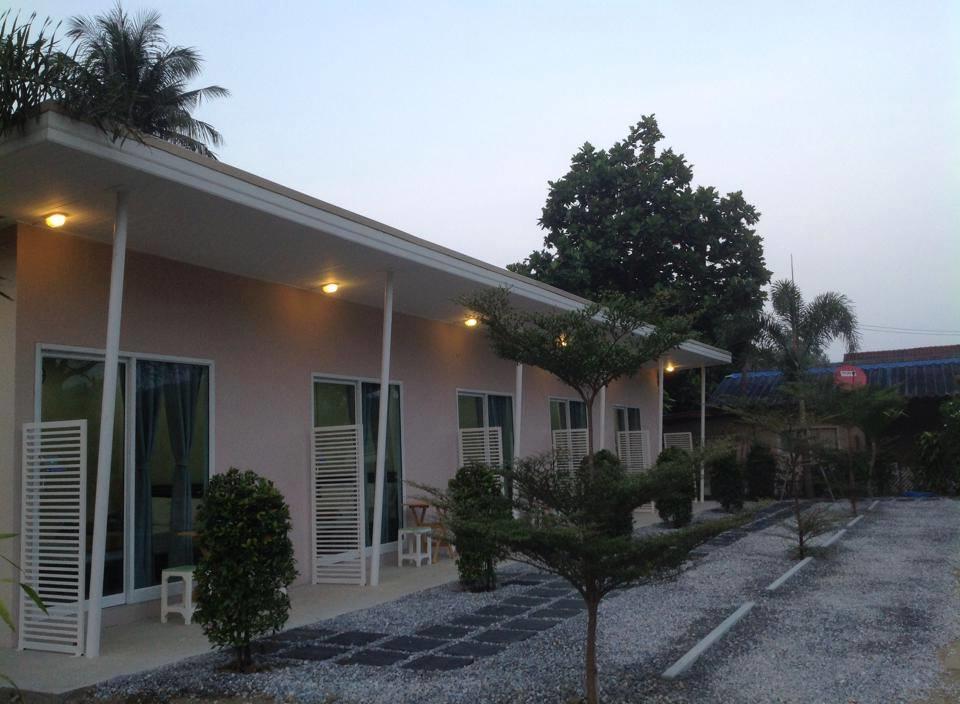 Baan Chan Suan Nong Nam Daeng Exteriör bild