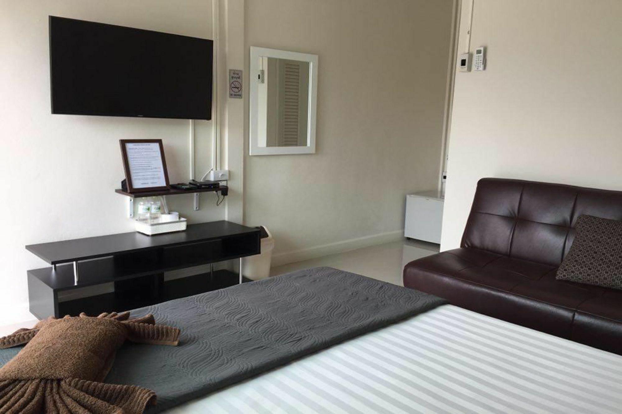 Baan Chan Suan Nong Nam Daeng Exteriör bild